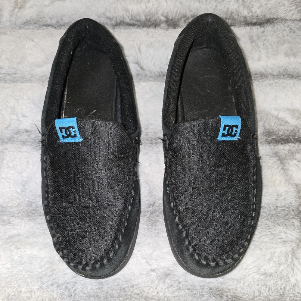DC‎ villain womens slip on shoes size 9 black suede Leather great condition
